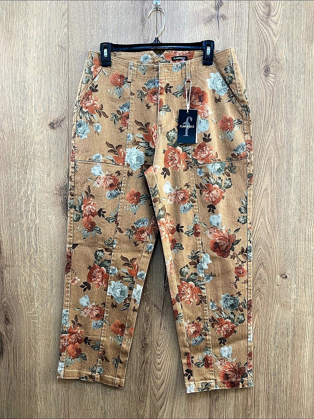 Flamingals Floral Print Roll Hem Mid Rise Straight Leg Pants in Brown & Blue siz